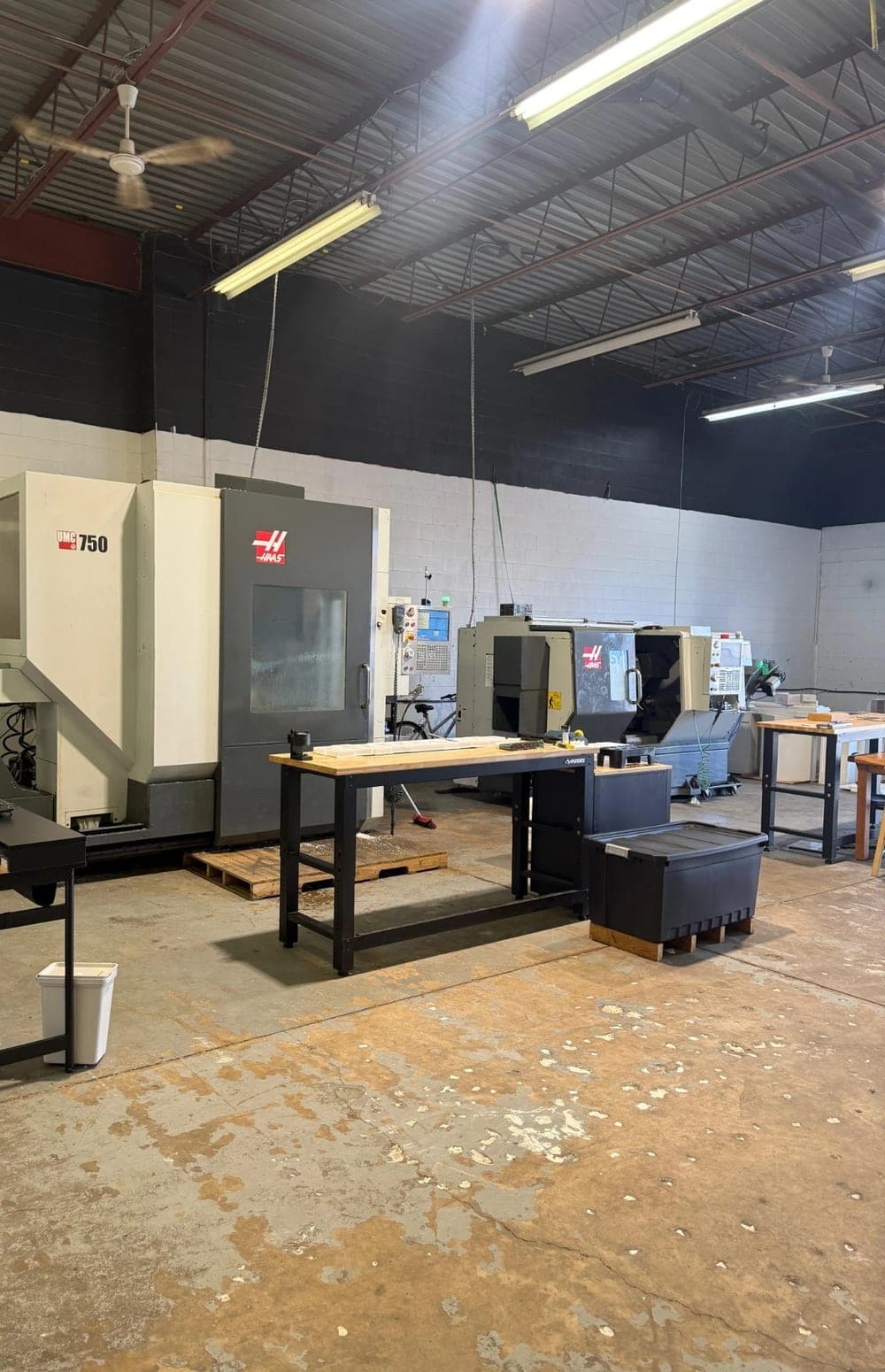 HAAS UMC-750 5-axis machining centre at AGT Precision, St. Catharines
